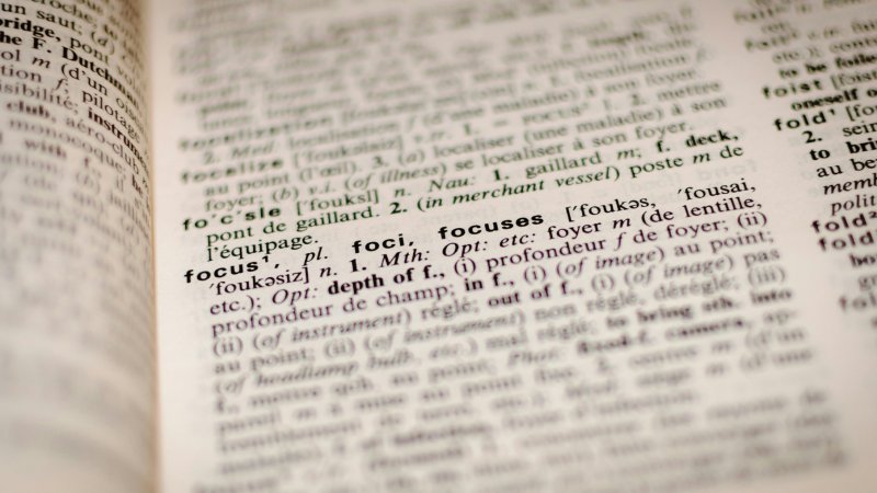 UK to raise immigrant English requirement to A-level (B2) from 2026 for key work visas under new immigration rules.