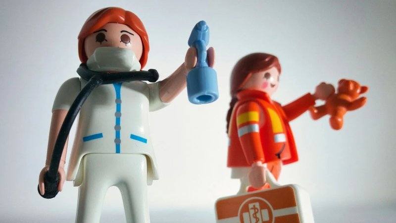 Learn how to apply for the UK Skilled Worker visa, updated rules, salary thresholds, job list & eligibility requirements.