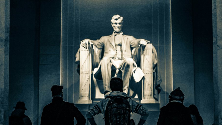 Learn about the USA B1/B2 Visitor Visa: eligibility, requirements, application steps, new rules, validity & financial proof.